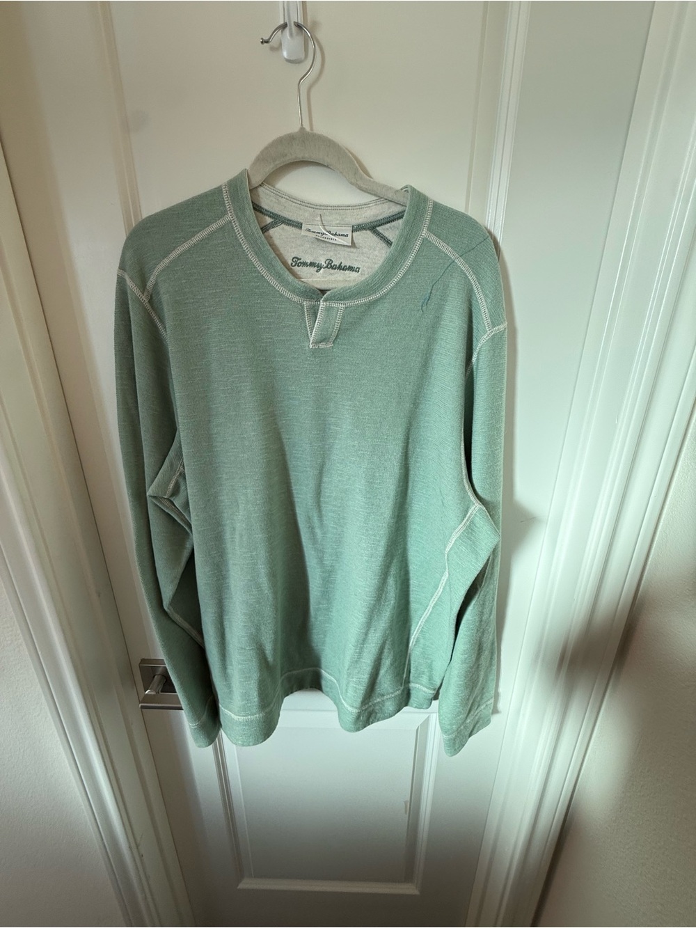 Tommy Bahama Men's Mint Green Crewneck Sweatshirt
